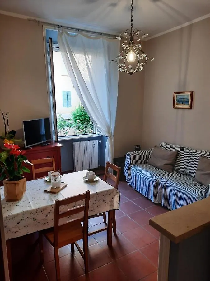 A Sardinian In Rome Apartment